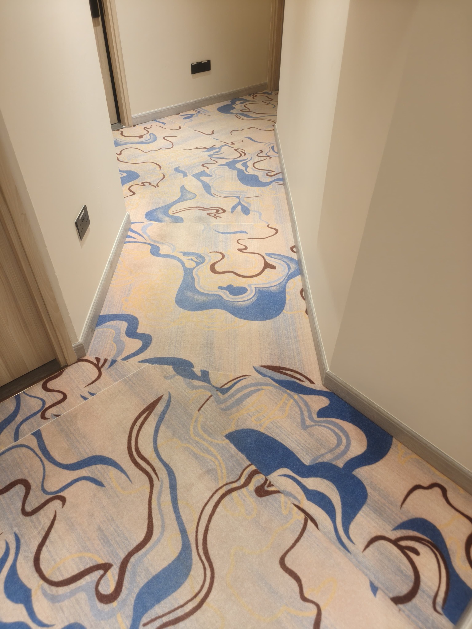 Service apartment corridor renovation